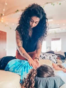 Chiropractor Orlando FL Scherina Alli Adjusting Child